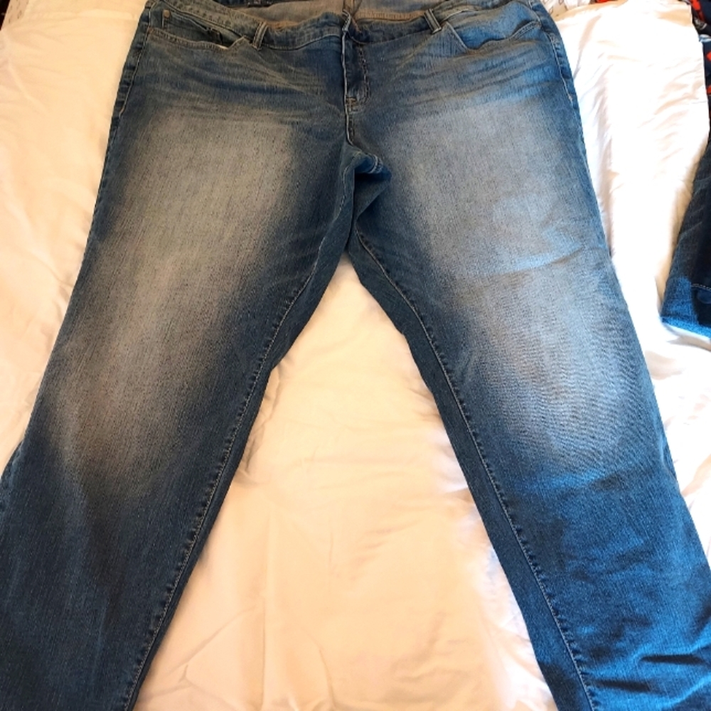 Torrid Boyfriend jeans 26R